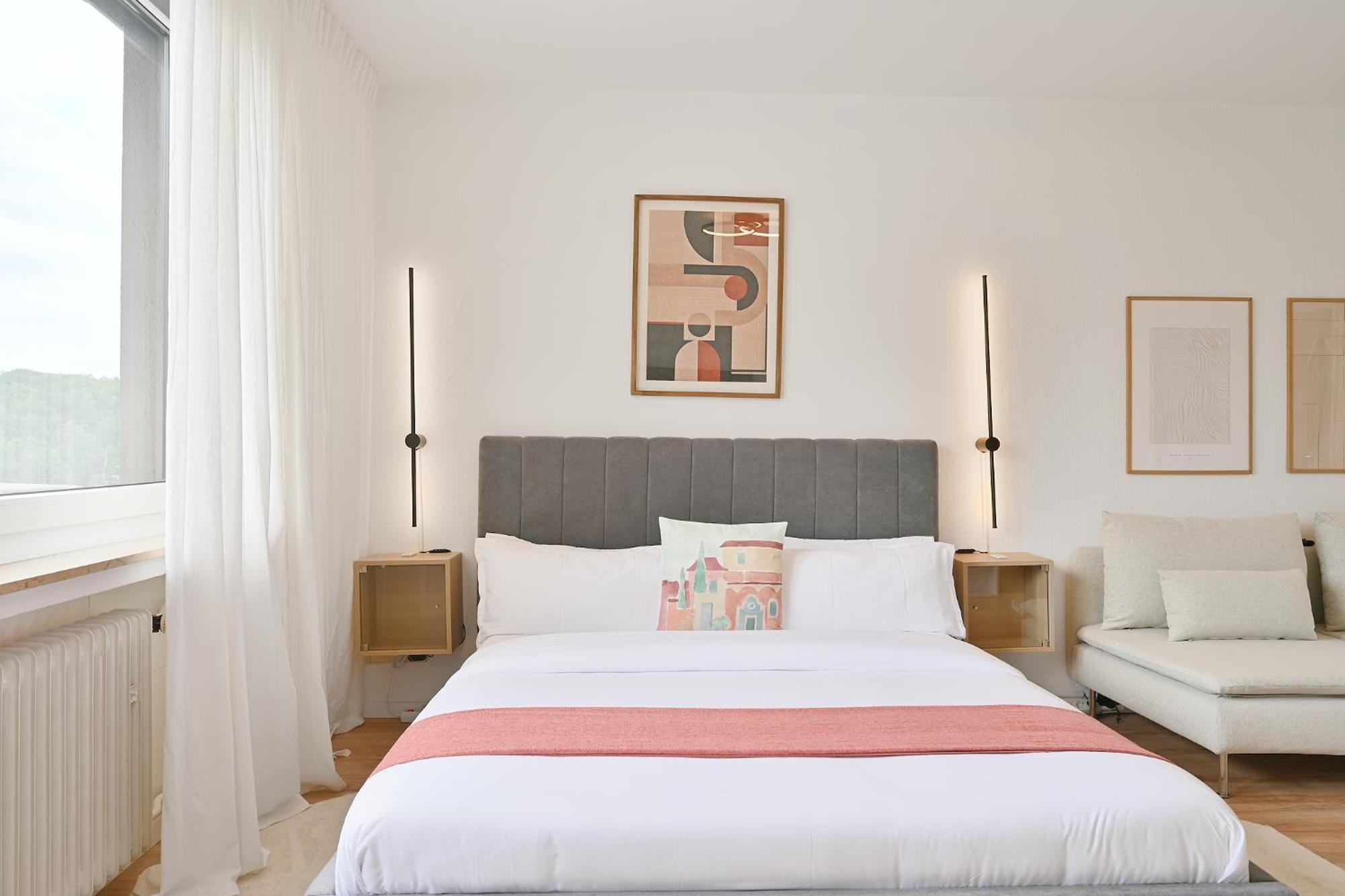 וופרטל Beautiful And Stylish 1-Bedroom With Kitchen And King Size Bed מראה חיצוני תמונה