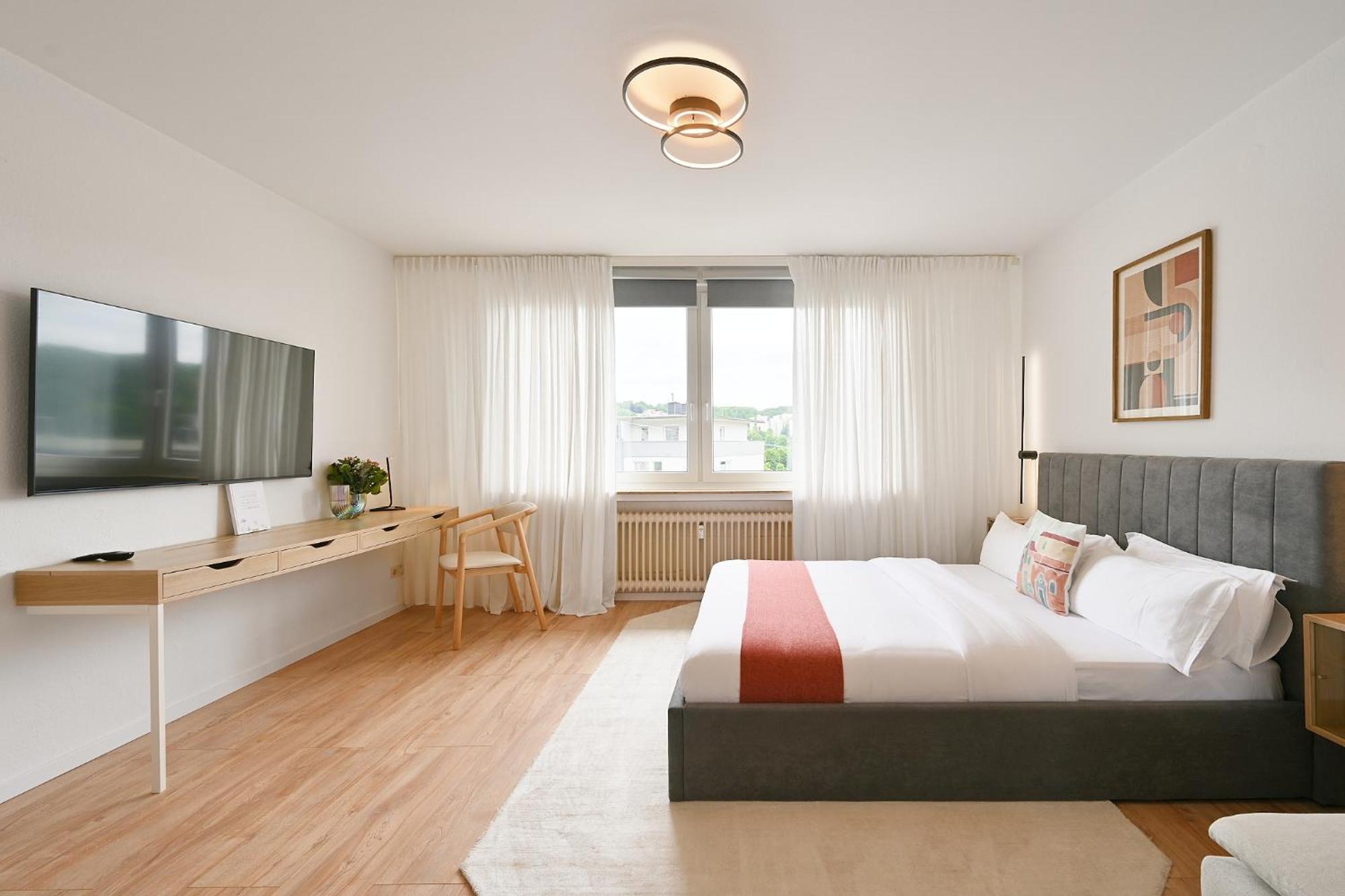 וופרטל Beautiful And Stylish 1-Bedroom With Kitchen And King Size Bed מראה חיצוני תמונה